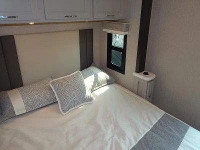 2026 Thor Motor Coach MAGNITUDE GRAND - Photo 25