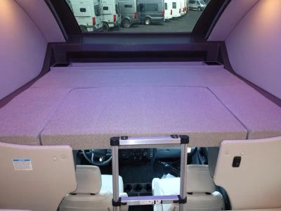 2026 Thor Motor Coach MAGNITUDE GRAND - Photo 4