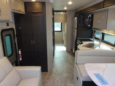 2026 Thor Motor Coach MAGNITUDE GRAND - Photo 5