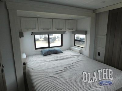 2026 Forest River RV Grand Surveyor - Photo 11