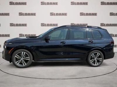 2027 BMW X7 — side profile view