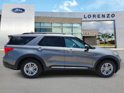 2023 Ford Explorer — interior view