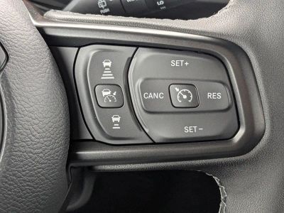 2026 Jeep Wrangler — photo 27 view