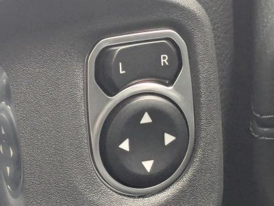 2026 Jeep Wrangler — photo 25 view