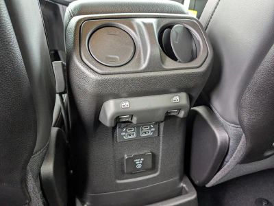 2026 Jeep Wrangler — photo 14 view