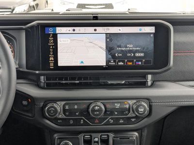 2026 Jeep Wrangler — photo 18 view