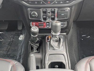 2026 Jeep Wrangler — photo 19 view