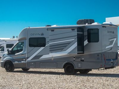 2026 Thor Motor Coach Gemini - Photo 5