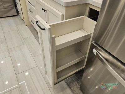 2027 Tiffin Motorhomes Allegro RED — photo 32 view