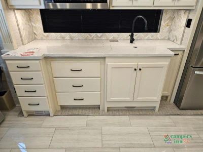2027 Tiffin Motorhomes Allegro RED — photo 25 view