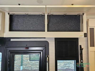 2027 Tiffin Motorhomes Allegro RED — photo 22 view