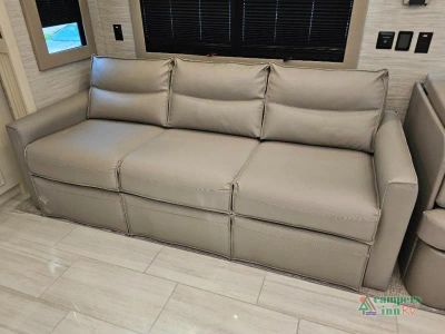 2027 Tiffin Motorhomes Allegro RED — photo 48 view