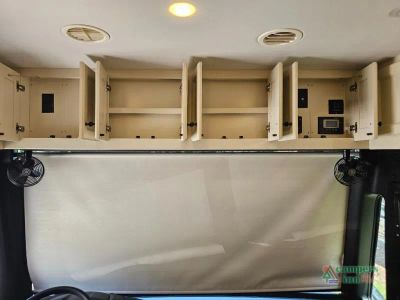 2027 Tiffin Motorhomes Allegro RED — photo 21 view