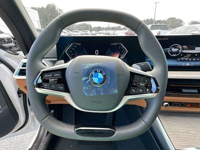 2026 BMW 3 Series — photo 8 view