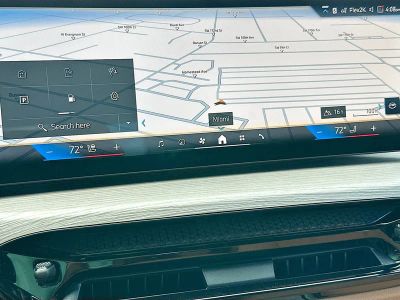 2026 BMW 3 Series — photo 10 view