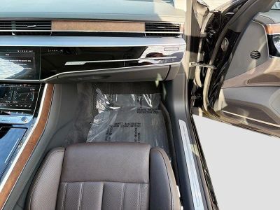 2023 Audi A8 — photo 17 view