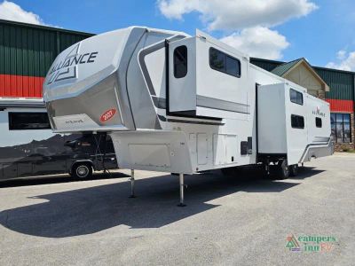 2027 Alliance RV Avenue — rear three-quarter view