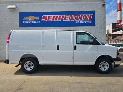 2025 Chevrolet Express Cargo — side profile view