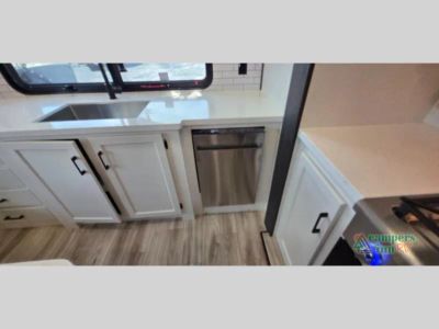 2027 Venture RV SportTrek Touring Edition — photo 29 view