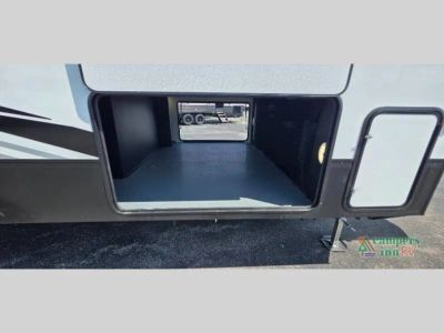2027 Venture RV SportTrek Touring Edition — photo 20 view