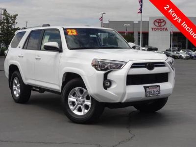 2023 Toyota 4Runner - Photo 2
