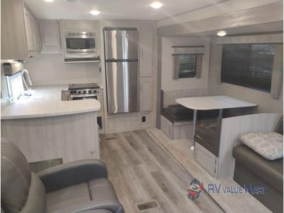 2022 Coachmen RV Catalina Legacy - Photo 19