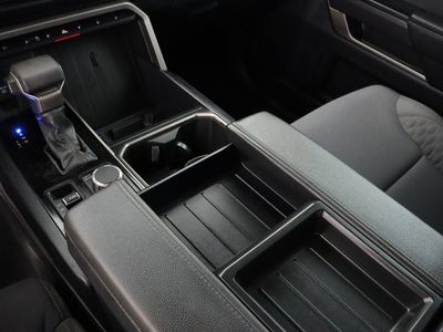 2024 Toyota Tundra 4WD - Photo 16