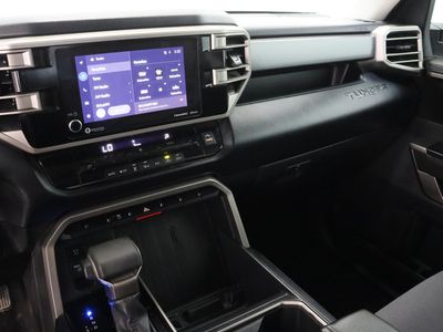 2024 Toyota Tundra 4WD - Photo 15
