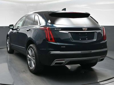 2025 Cadillac XT5 — interior view