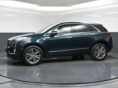 2025 Cadillac XT5 — rear three-quarter view
