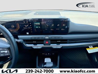 2026 Kia K4 — photo 17 view