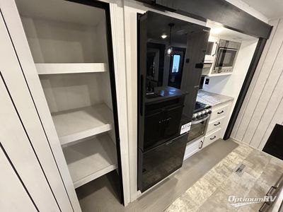 2025 Palomino Puma - Photo 14