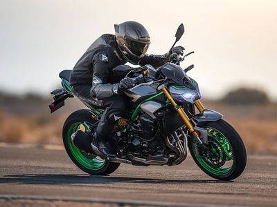 2025 Kawasaki Z900 SE ABS - Photo 26
