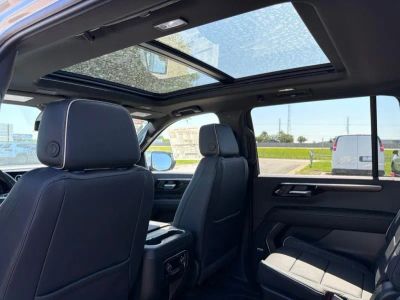 2026 Chevrolet Suburban - Photo 18