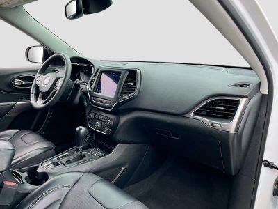 2022 Jeep Cherokee — photo 26 view