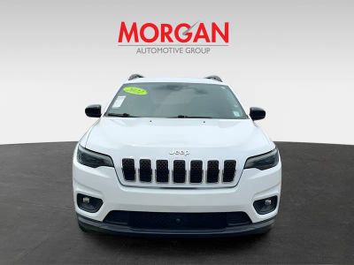 2022 Jeep Cherokee — side profile view