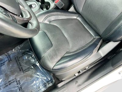 2022 Jeep Cherokee — photo 18 view