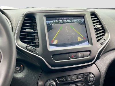 2022 Jeep Cherokee — photo 13 view