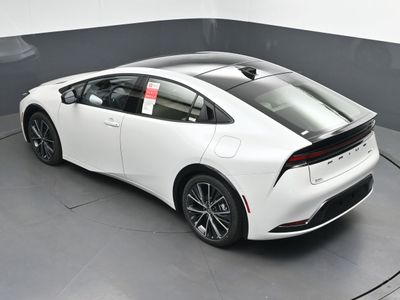 2026 Toyota Prius Limited Hatchback - Photo 32