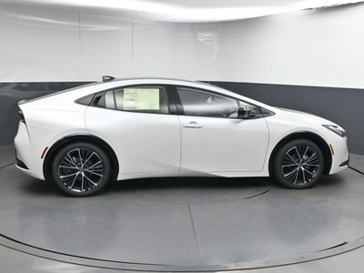 2026 Toyota Prius Limited Hatchback - Photo 8