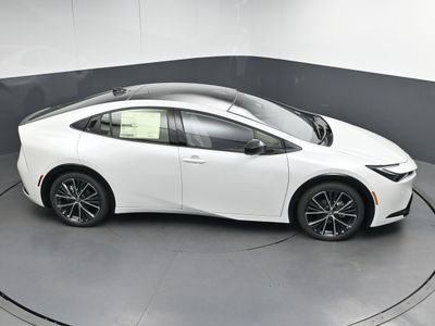 2026 Toyota Prius Limited Hatchback - Photo 29