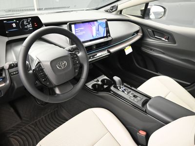 2026 Toyota Prius Limited Hatchback - Photo 12