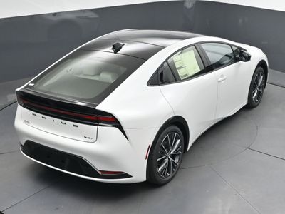 2026 Toyota Prius Limited Hatchback - Photo 30