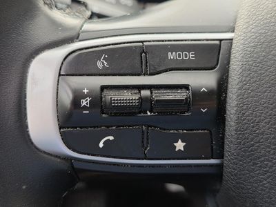 2025 Kia K5 - Photo 29