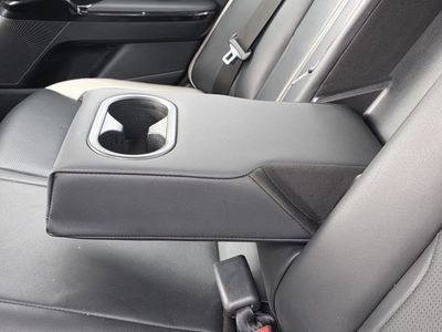 2025 Kia K5 - Photo 11