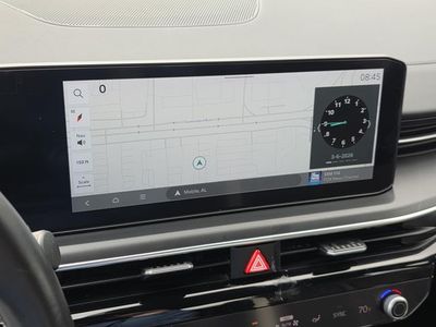 2025 Kia K5 - Photo 13
