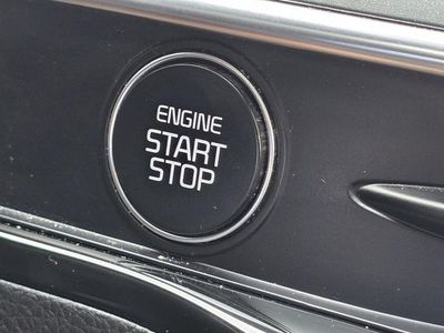 2025 Kia K5 - Photo 21