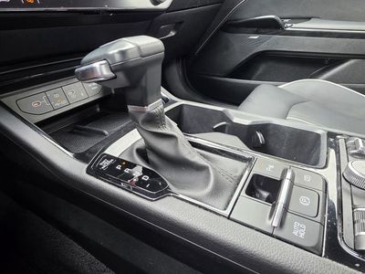 2025 Kia K5 - Photo 25