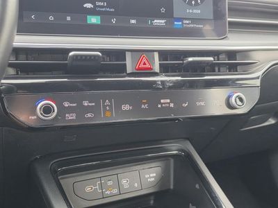 2025 Kia K5 - Photo 23