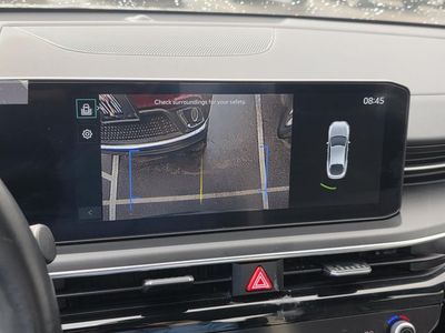 2025 Kia K5 - Photo 16